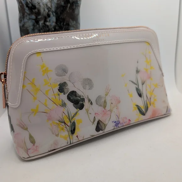 Ted Baker Cream and Pink Cosmetic Bag Rose Gold Zipper - Picture 1 of 7